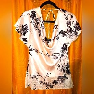 BEBE Rare 100% Silk Floral top EUC SZ S